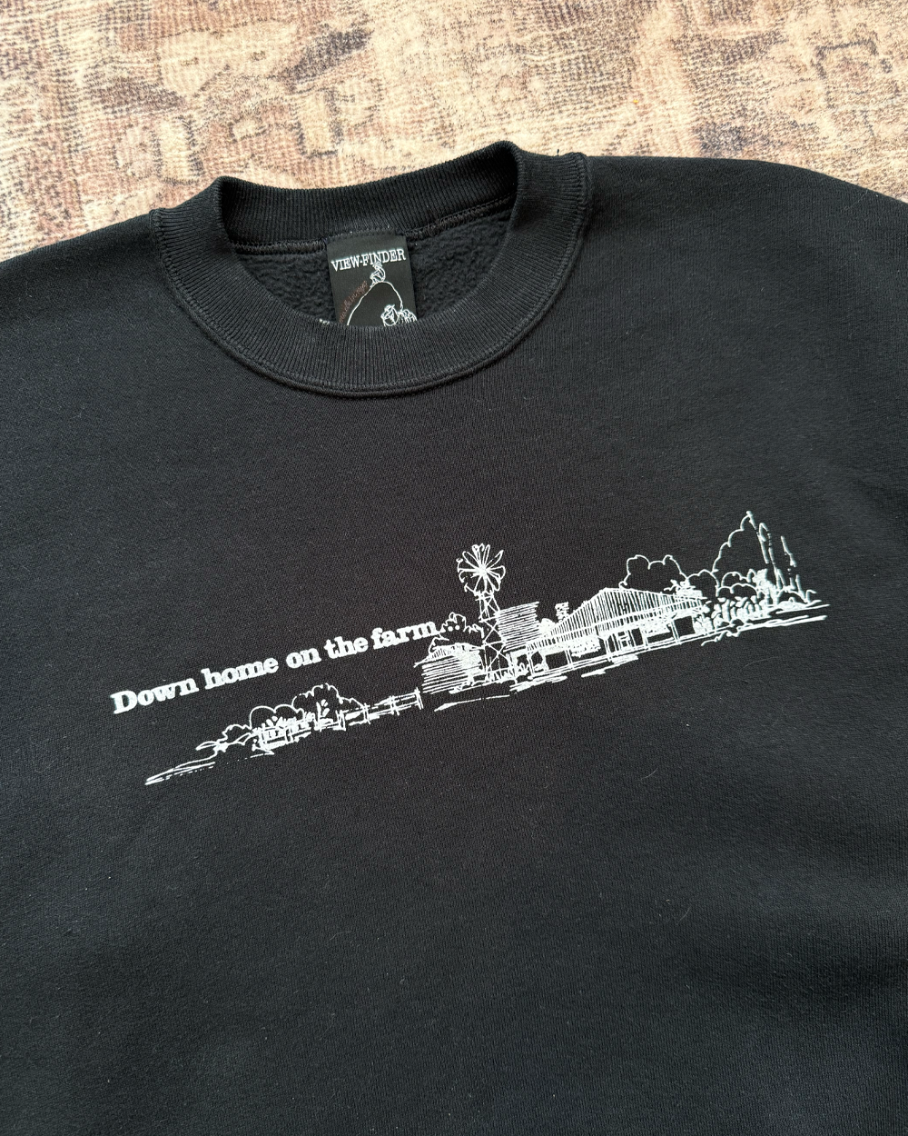 'farm' crewneck (black)